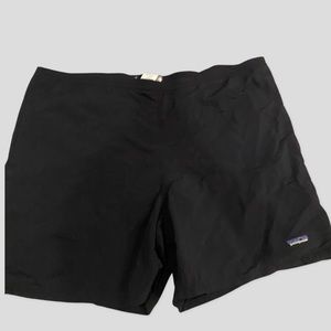 Patagonia mens XL shorts